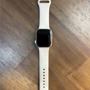 Apple Watch Series 8 GPS + Cellular